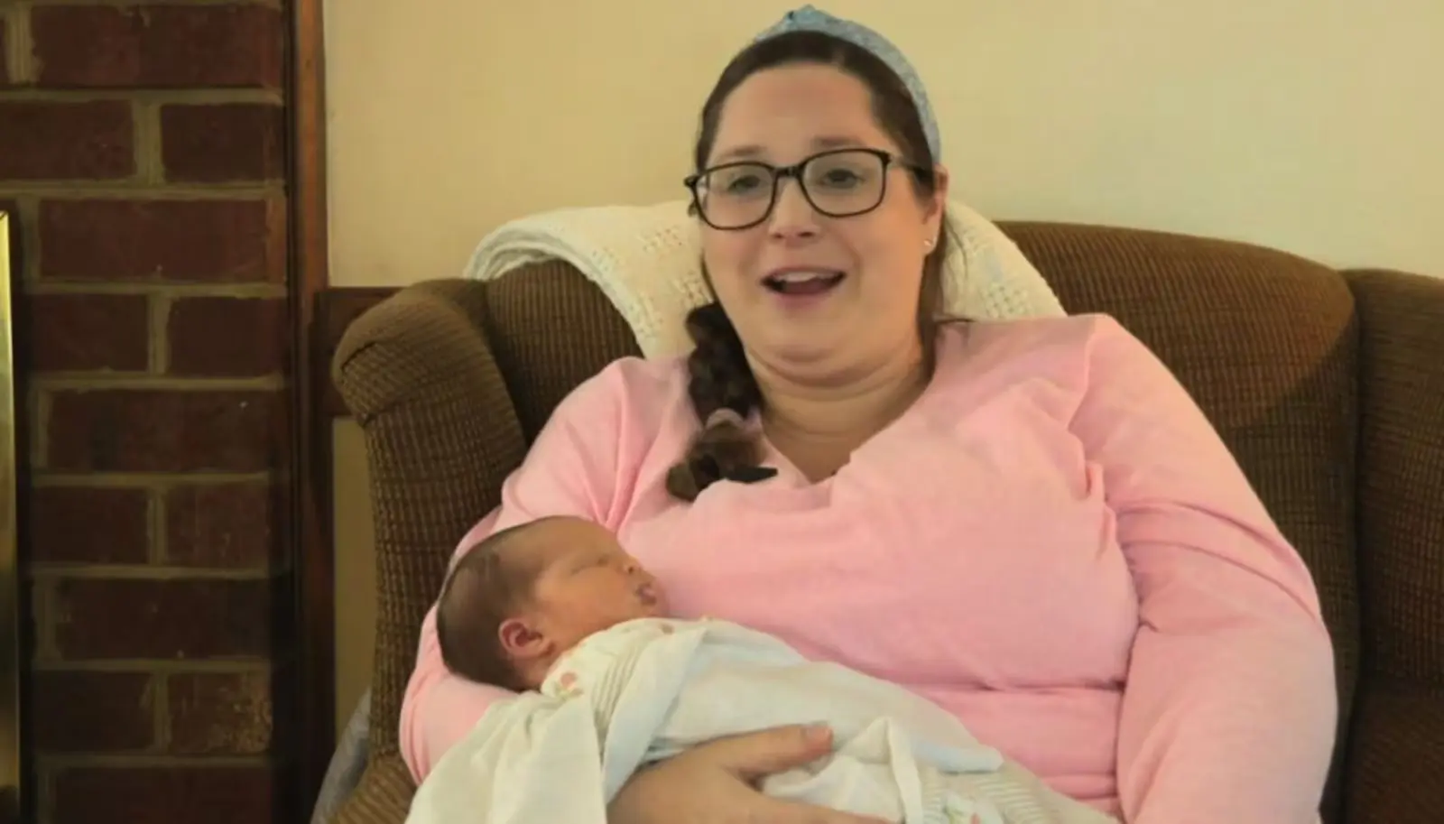 Mulher descobriu gravidez somente no dia do parto (Foto: Reprodução)