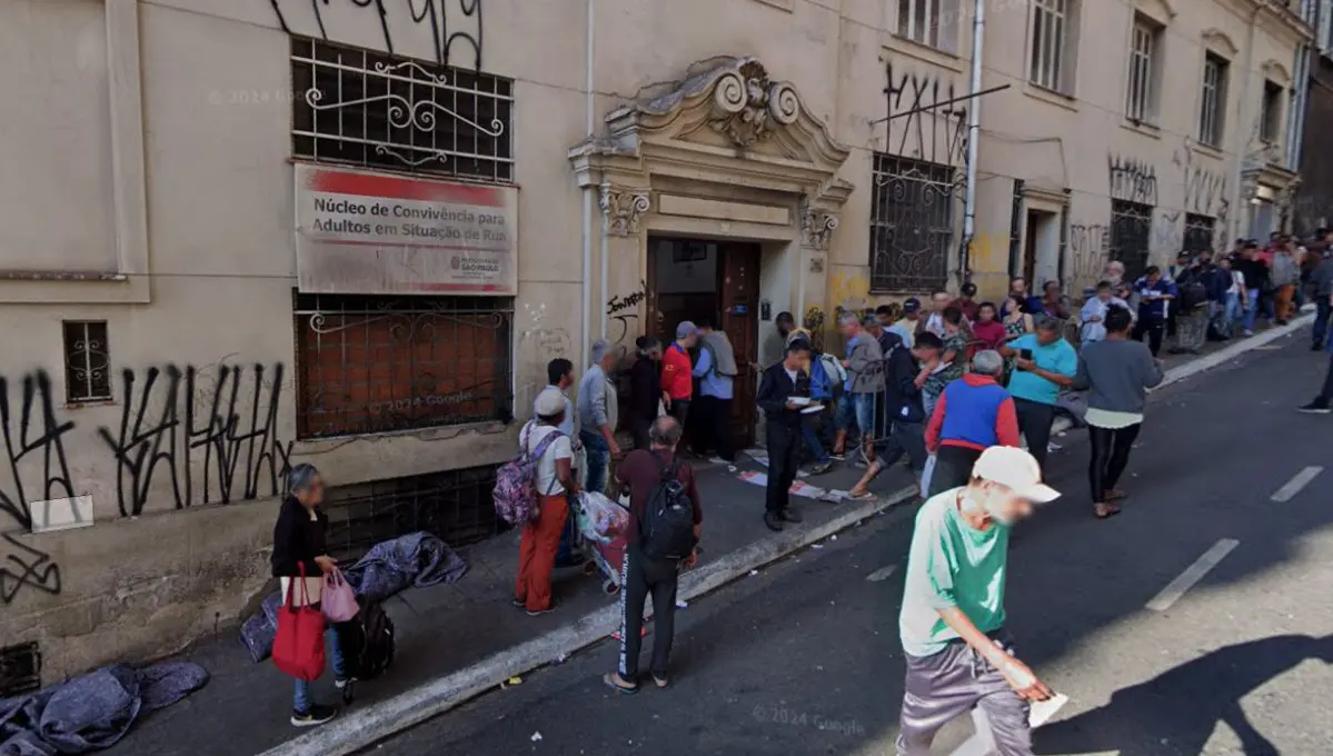Homem foi encontrado morto dentro de freezer (Foto: Reprodução / Google Street View)