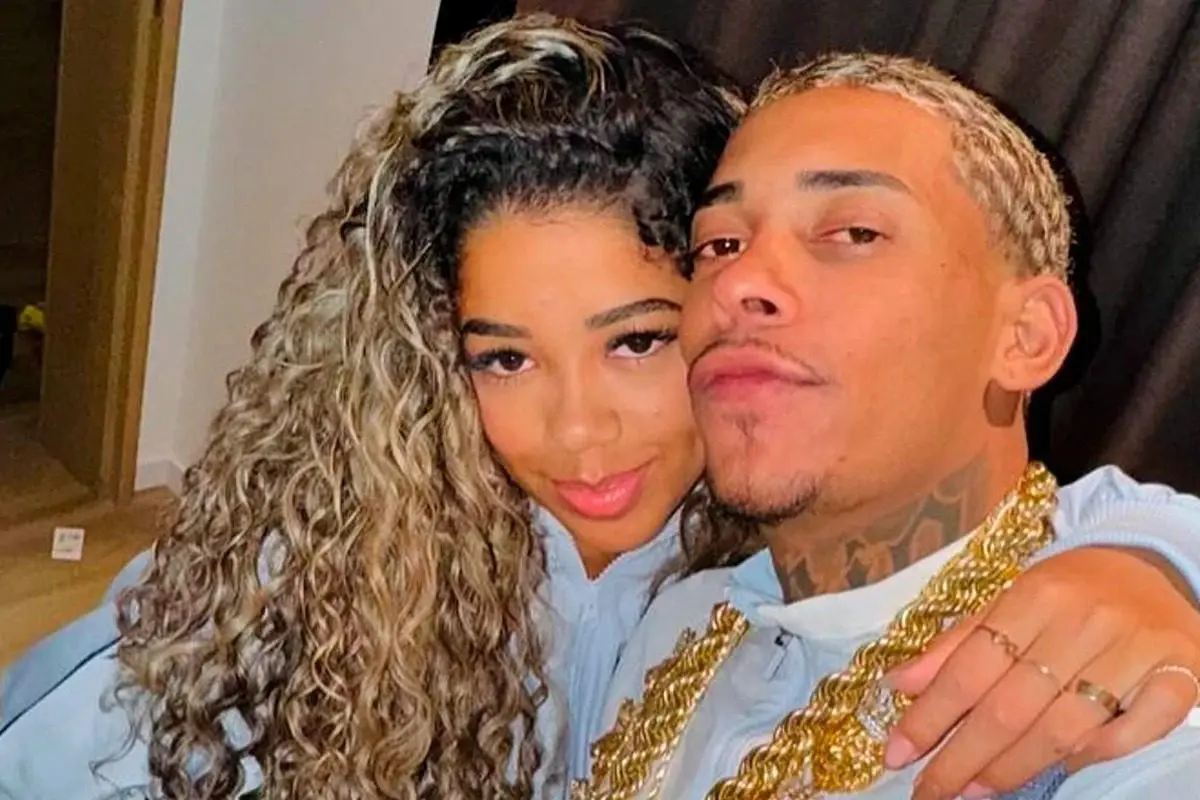 MC Poze e Vivi Noronha chamaram atenção após publicarem fotos com outros companheiros (Foto: Reprodução / Redes Sociais)