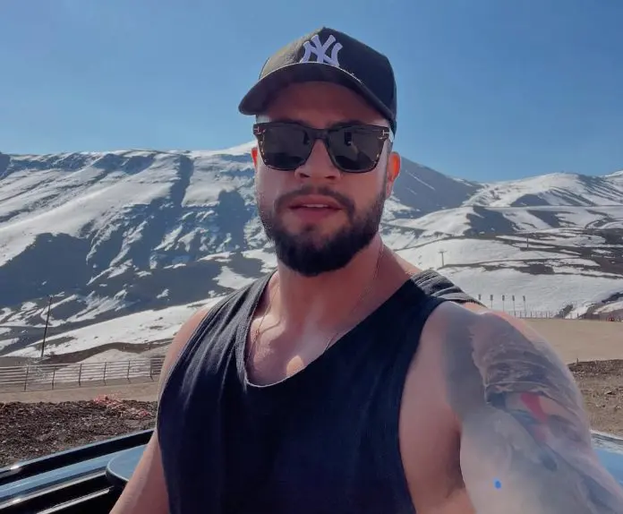 Rodrigo Godoy publicou vídeo irônico após ser criticado (Foto: Reprodução / Redes Sociais)