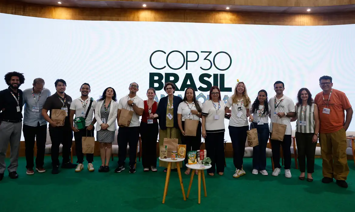 ‘Fracasso’, ‘caos’ e revolta: imprensa internacional detona fim da COP30 em Belém