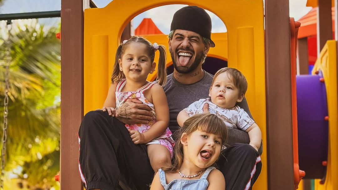 Reencontro de Zé Felipe com os filhos tem pergunta inesperada sobre Ana
