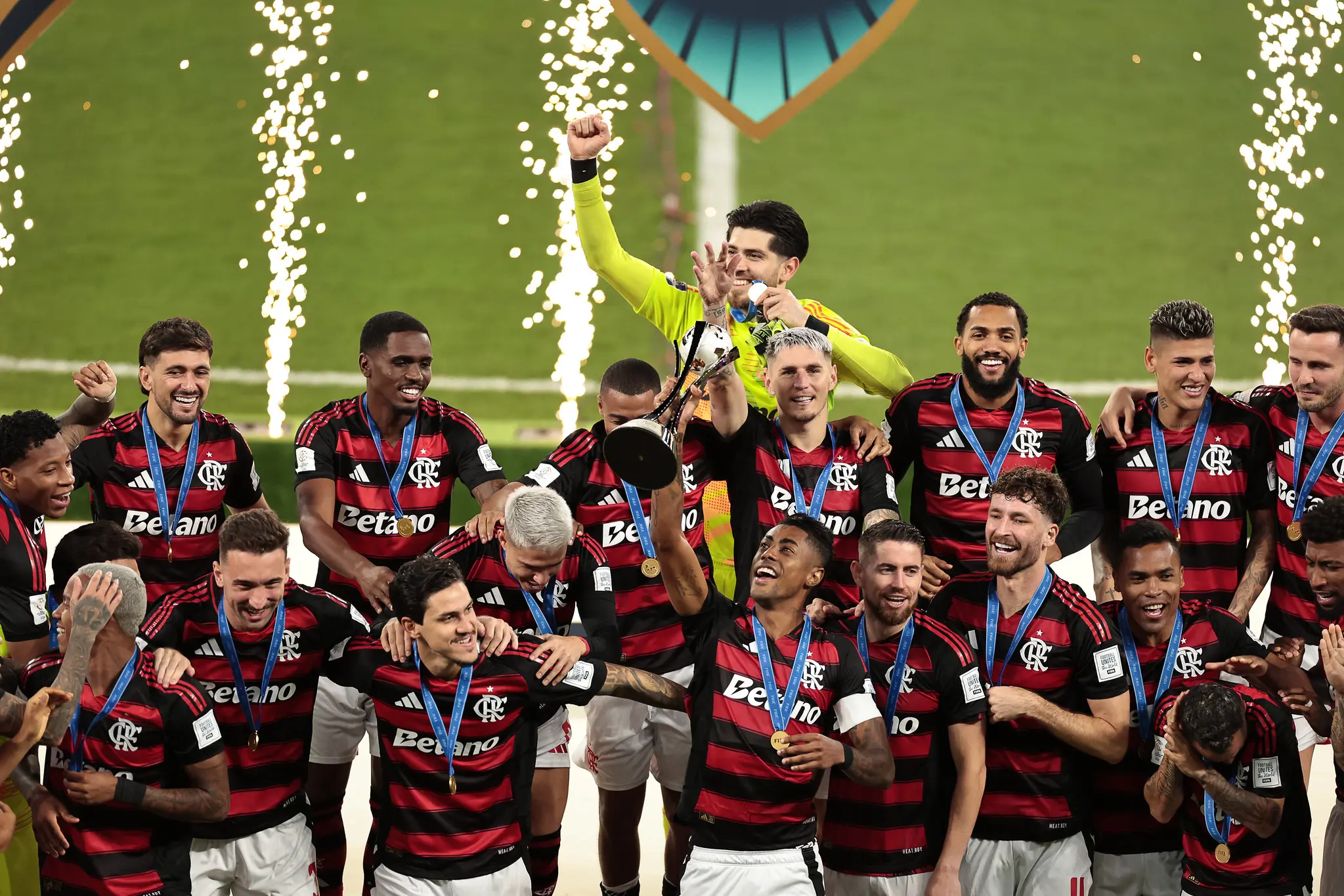 Homens choram mais por futebol do que por amor? Ciência explica (Foto: Gilvan de Souza/Flamengo)