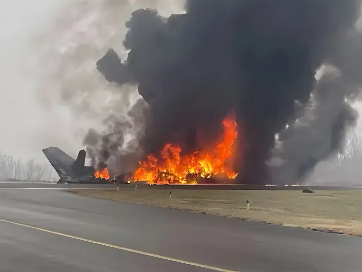 Esposa de piloto enviou mensagem de socorro à mãe antes de acidente aéreo que matou família (Foto: Reprodução)