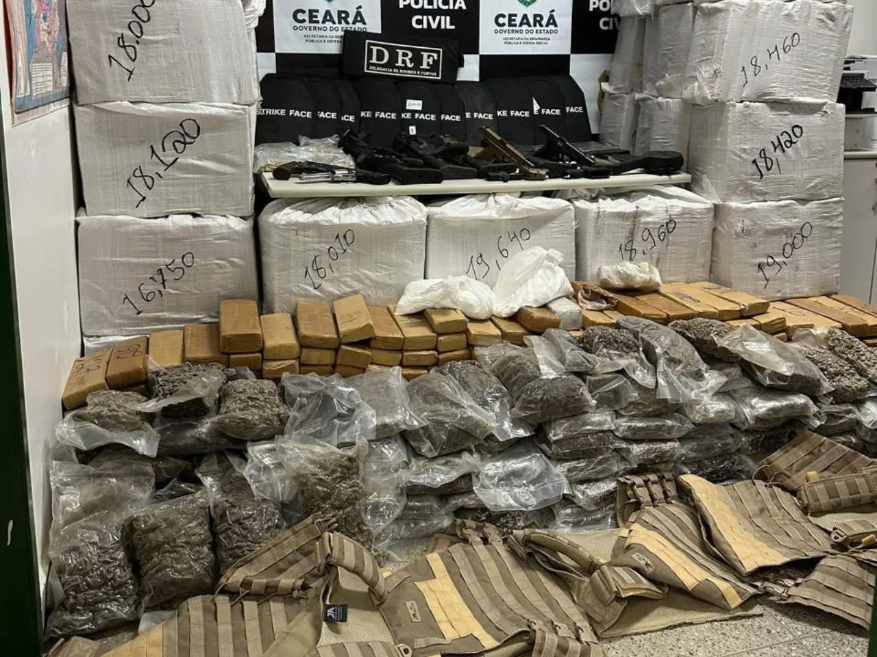 Conheça o 'bunker do crime' que ficava a 15 metros de profundidade e tinha até ar-condicionado