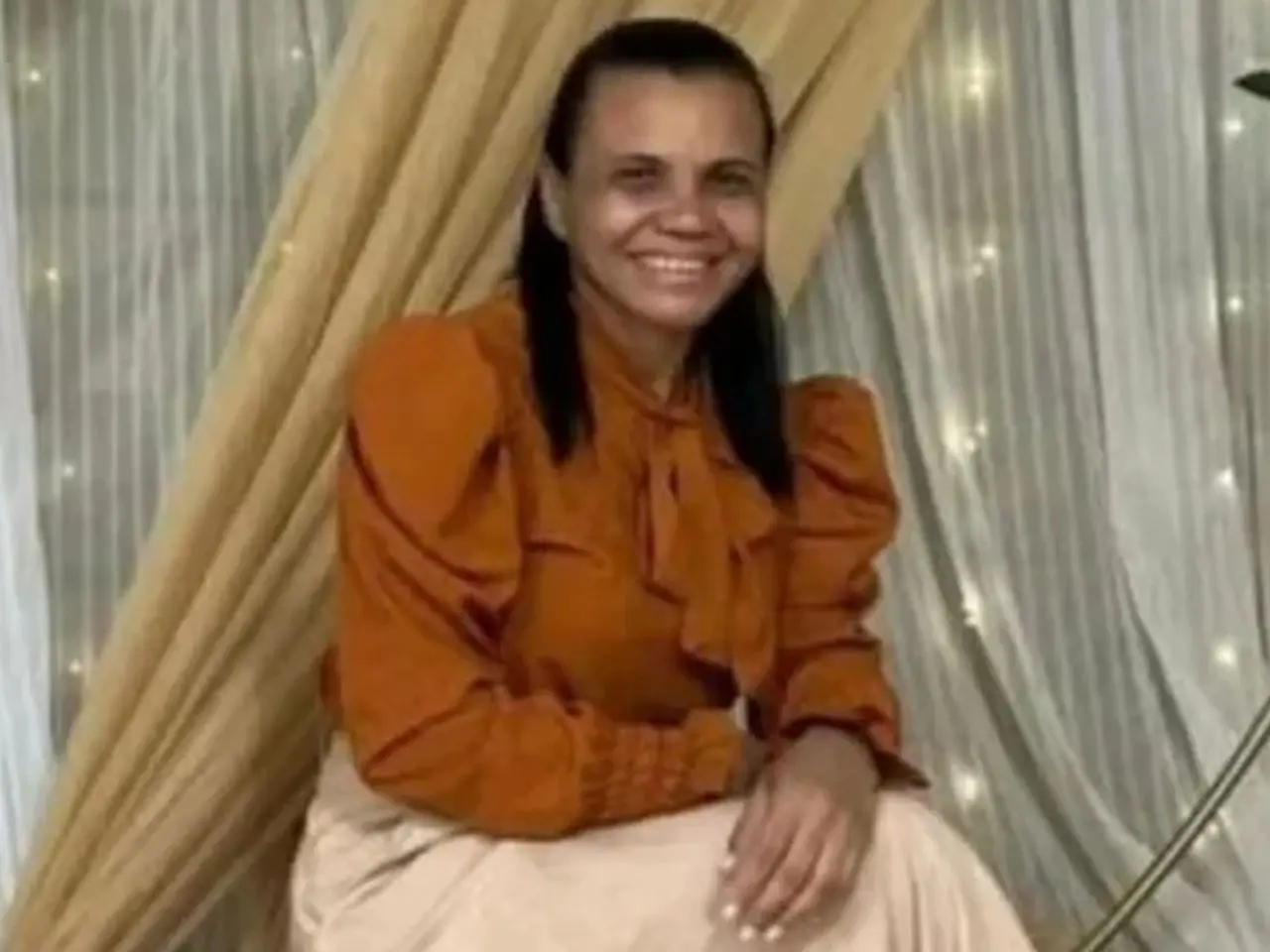 Professora é morta com golpes de foice pelo marido quando voltava de igreja