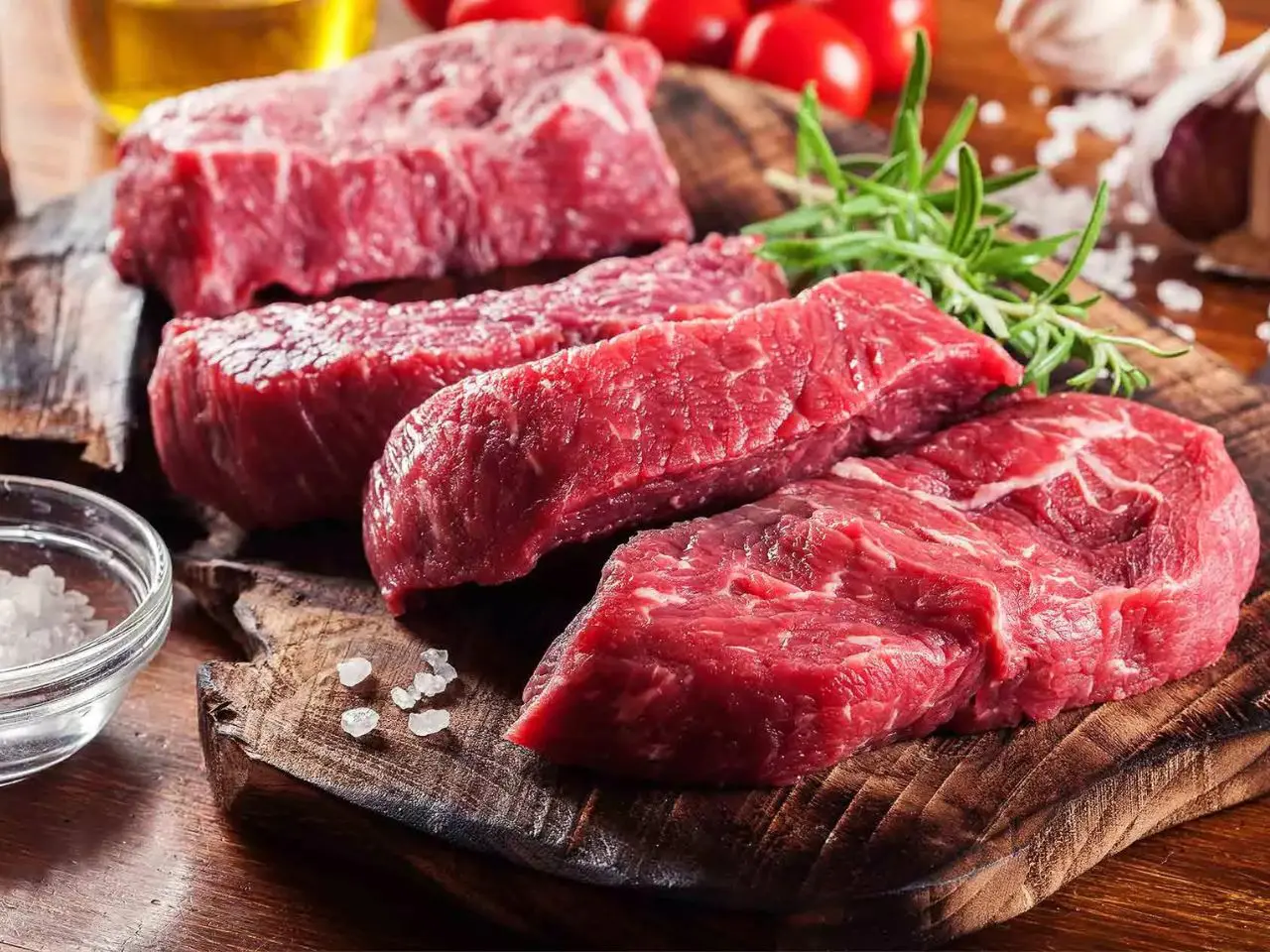 China impõe tarifa de 55% sobre importação de carne brasileira