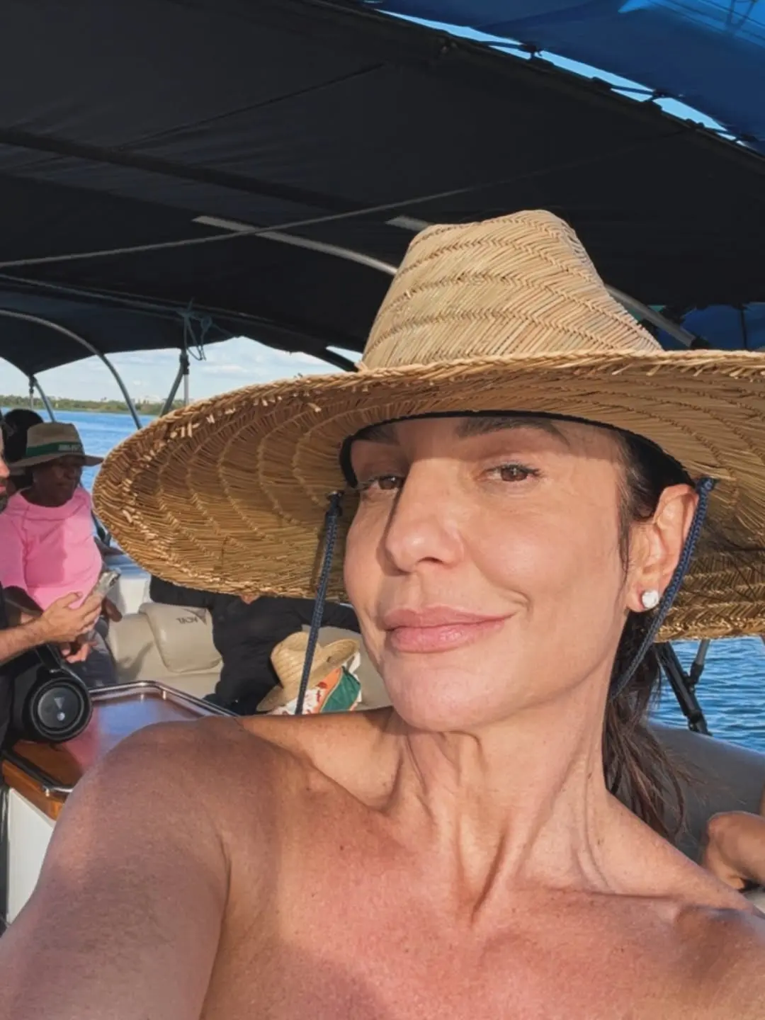 Ivete Sangalo posta música comprometedora nas redes e surpreende a web (Foto: Redes Sociais)