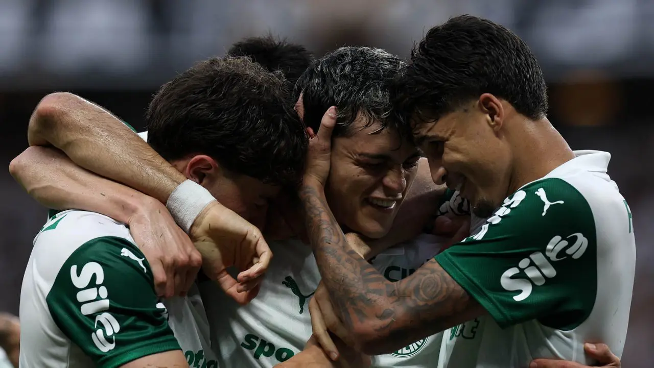 Jogador do Palmeiras pode ser punido por jogar futebol (Foto: Divulgação Palmeiras)