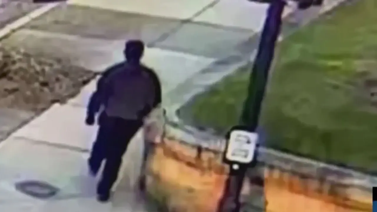Vídeo de suspeito de ataque em universidade é divulgado pela polícia