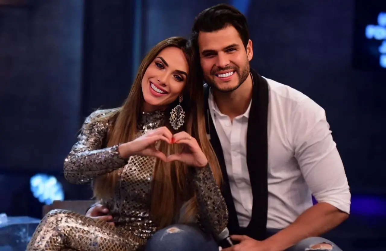 Marcelo Bimbi e Nicole Bahls foram vencedores do 'Power Couple Brasil 4' na Record TV || Reprodução: Redes Sociais 