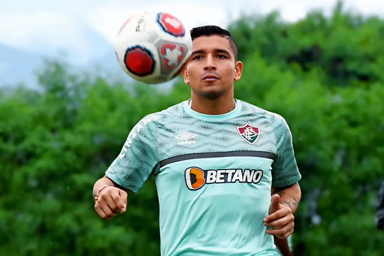 Mario Pineida 