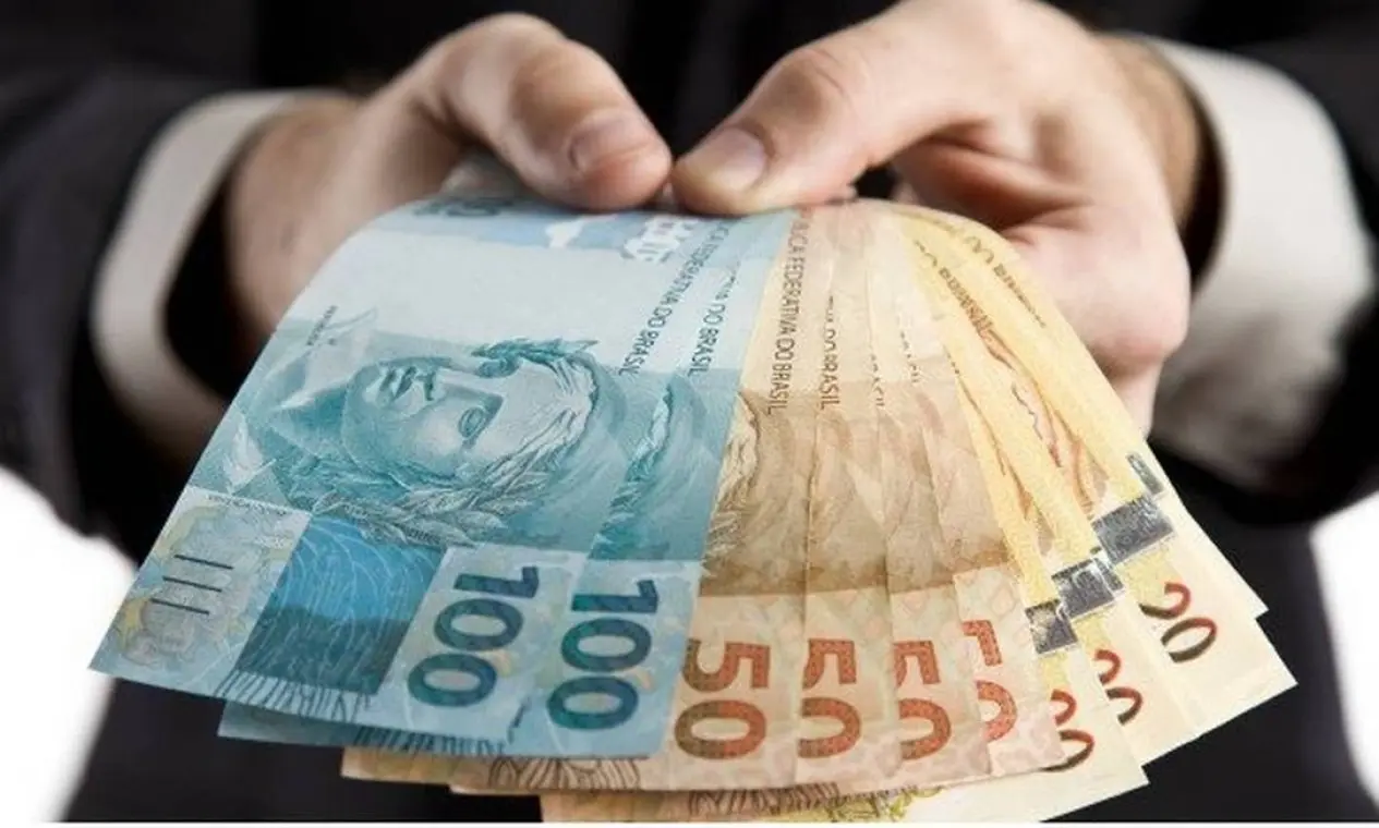 Após reajuste, saiba qual deveria ser o valor do salário mínimo em 2026, segundo o Dieese