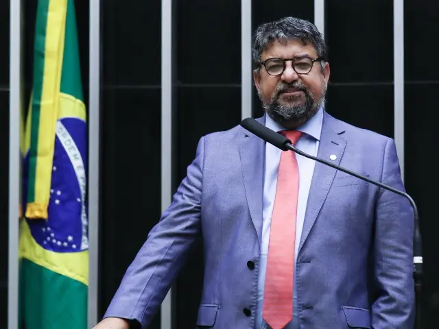 Vice-presidente do PT diz que Bope ‘só matou otário’ em operação no Rio e provoca bate-boca em evento