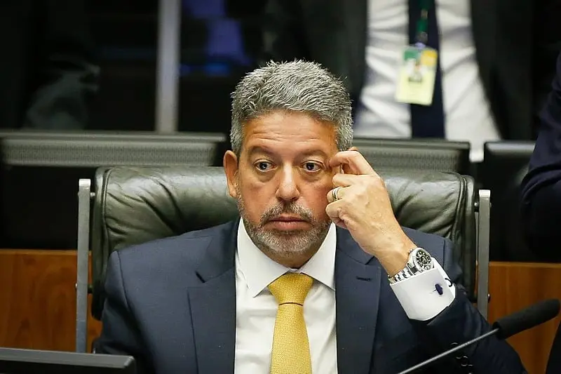 PF faz operação em Brasília contra desvios de emendas; ex-assessora de Arthur Lira é alvo