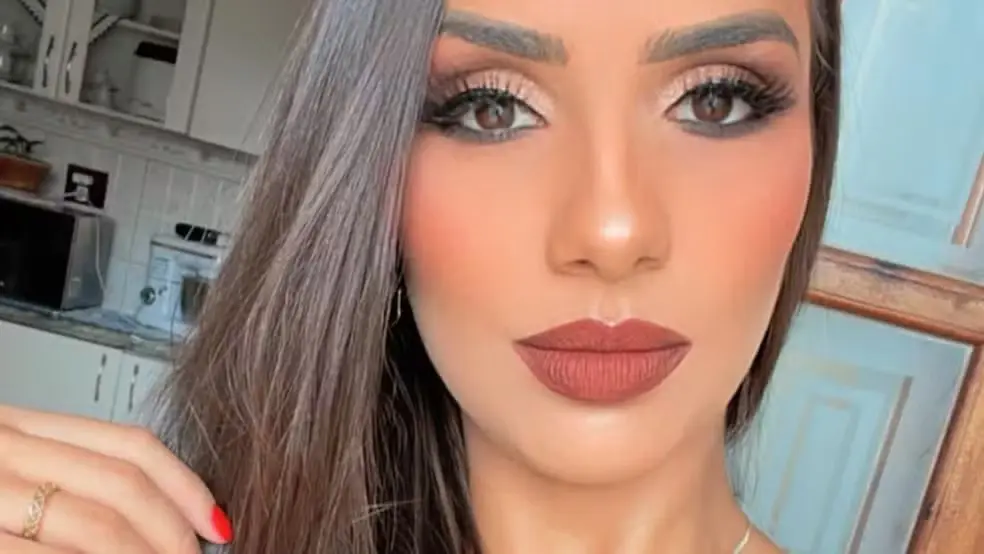 Lana David de Carvalho, de 28 anos e moradora de Pedregulho (SP), morreu após uma cirurgia para colocação de próteses de silicone nos seios em Sorocaba (SP) — Foto: Redes sociais