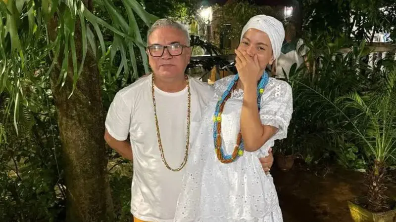 Pai de santo de Anitta anuncia pré-candidatura (Foto: Reprodução/Redes sociais)