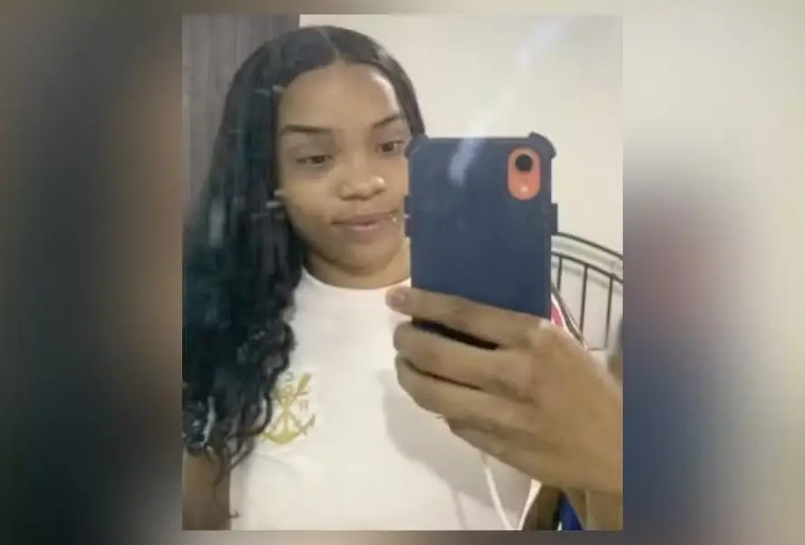 Jovem de 17 anos foi morta a tiros pelo ex-companheiro (Foto: Reprodução / Redes Sociais)