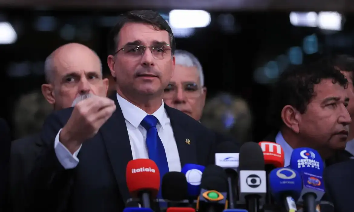 Flávio aparece com vantagem contra Lula no 2º turno (Foto: Lula Marques / Agência Brasil)