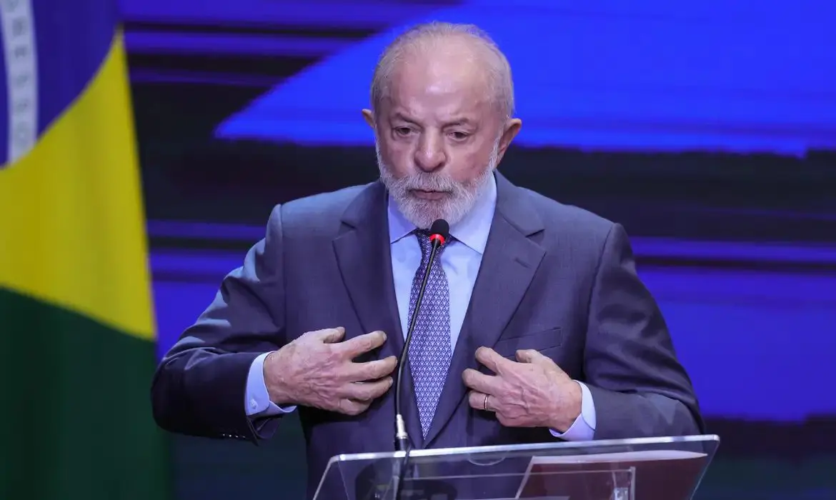 Lula mostra favoritismo contra Flávio (Foto: Fabio Rodrigues-Pozzebom / Agência Brasil)