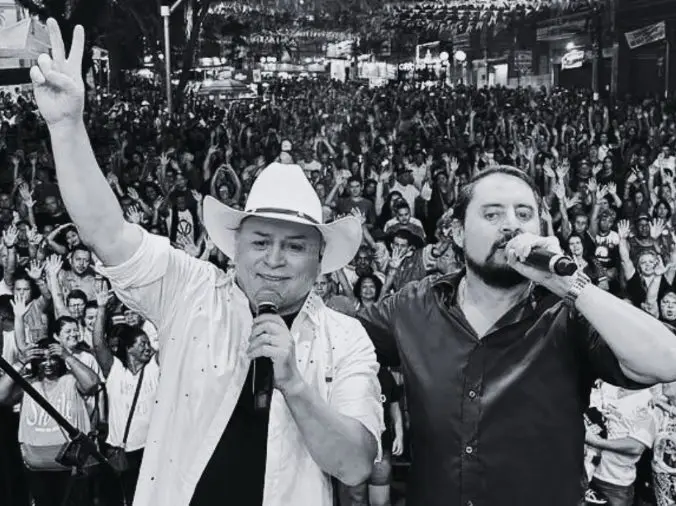 Mauricio publica mensagem 15 dias após morte de irmão (Foto: Reprodução / Redes Sociais)