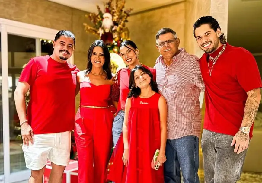 Ana Castela e Zé Felipe passaram Natal juntos antes do término (Foto: Reprodução / Redes Sociais)