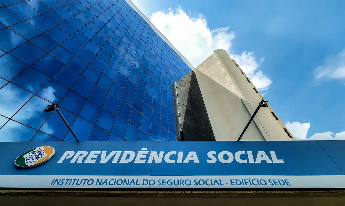 Sede do INSS (Foto: Rafa Neddermeyer/Agência Brasil)