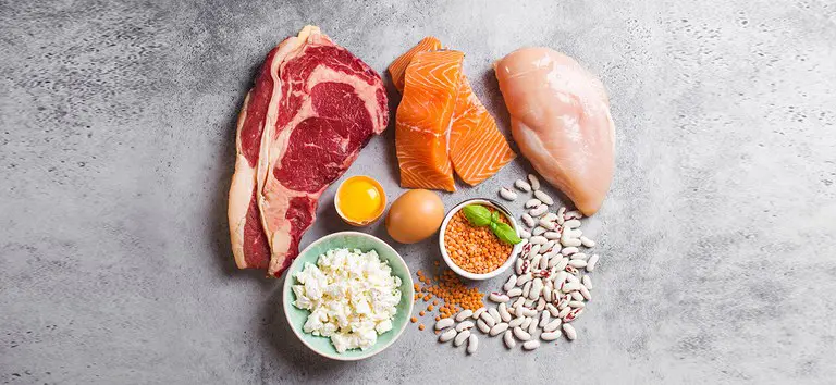 Quanto de proteína você realmente precisa? Nutricionista ensina a calcular