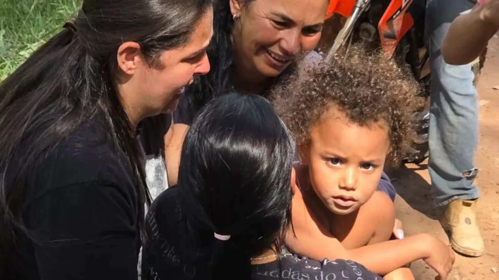 Primeira foto de Alice Maciel após ser encontrada - Corpo de Bombeiros
