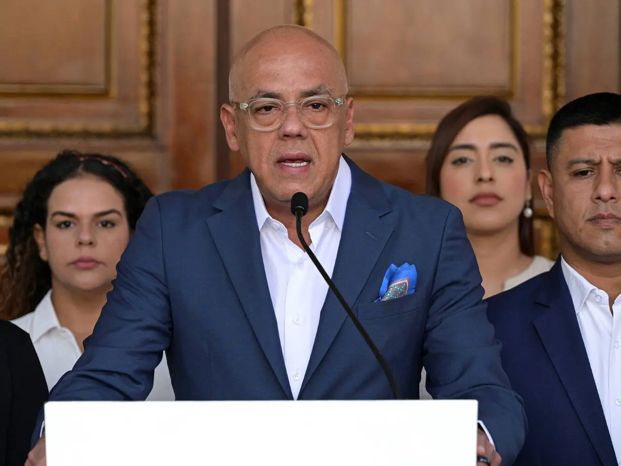 Governo da Venezuela liberta presos políticos e faz agradecimento a Lula; vídeo