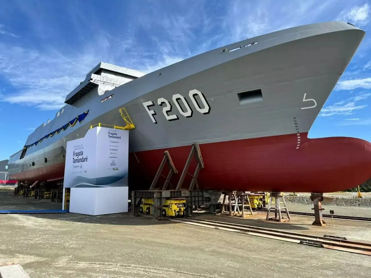 Marinha dá início à construção do 4º navio de guerra capaz de atacar pelo ar, mar e fundo do oceano no Brasil