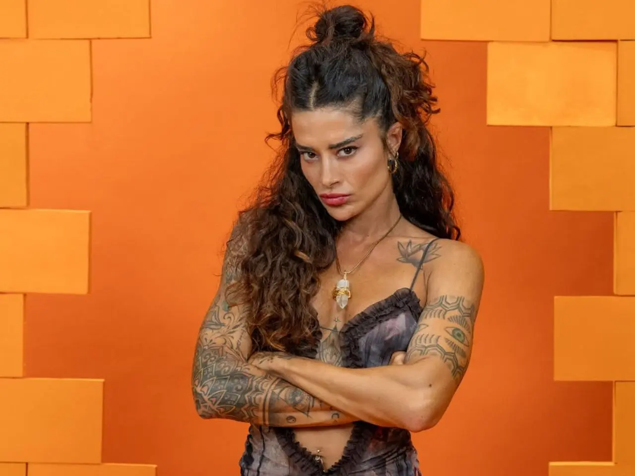 Aline Campos deixa mensagem de gratidão aos fãs após eliminação no BBB 26; veja vídeo