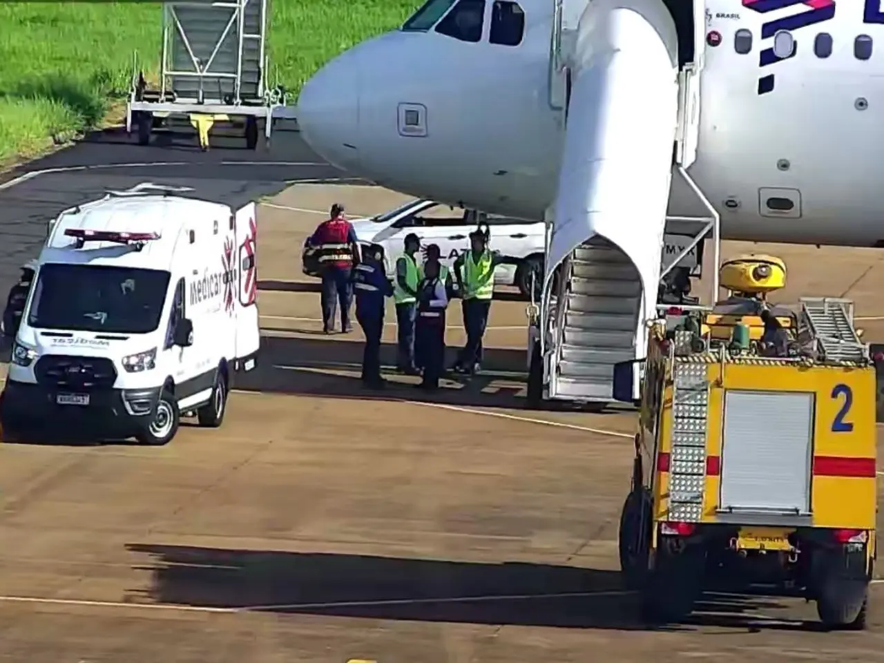 Avião da Latam faz pouso de emergência após explosão de bateria portátil dentro do voo. Foto: Rede Voa