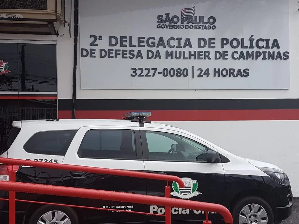 Briga de casal termina com mulher esfaqueada pelo namorado (Foto: Reprodução)