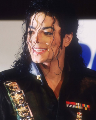 Supostas vítimas de Michael Jackson pedem valor milionário ao espólio do cantor; saiba o valor