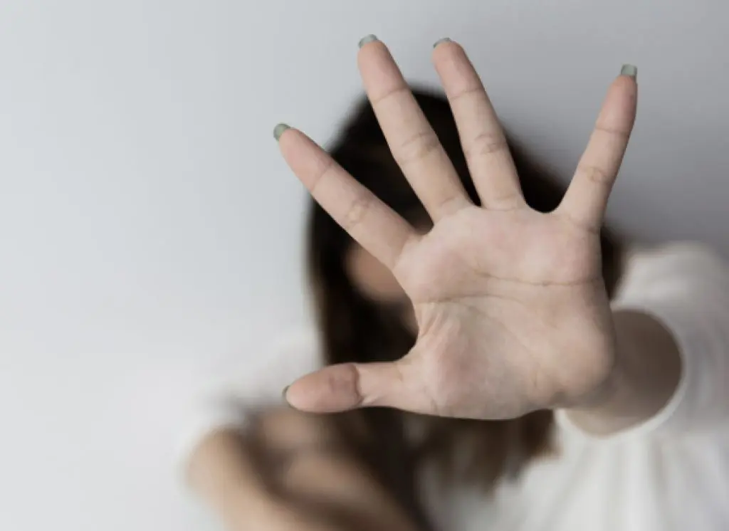 Menina de 15 anos aceita carona e acaba estuprada por amigo da família (Foto: Reprodução)