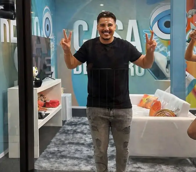 Parente fala sobre abstinência de drogas de ex-BBB Pedro (Foto: Redes Sociais)