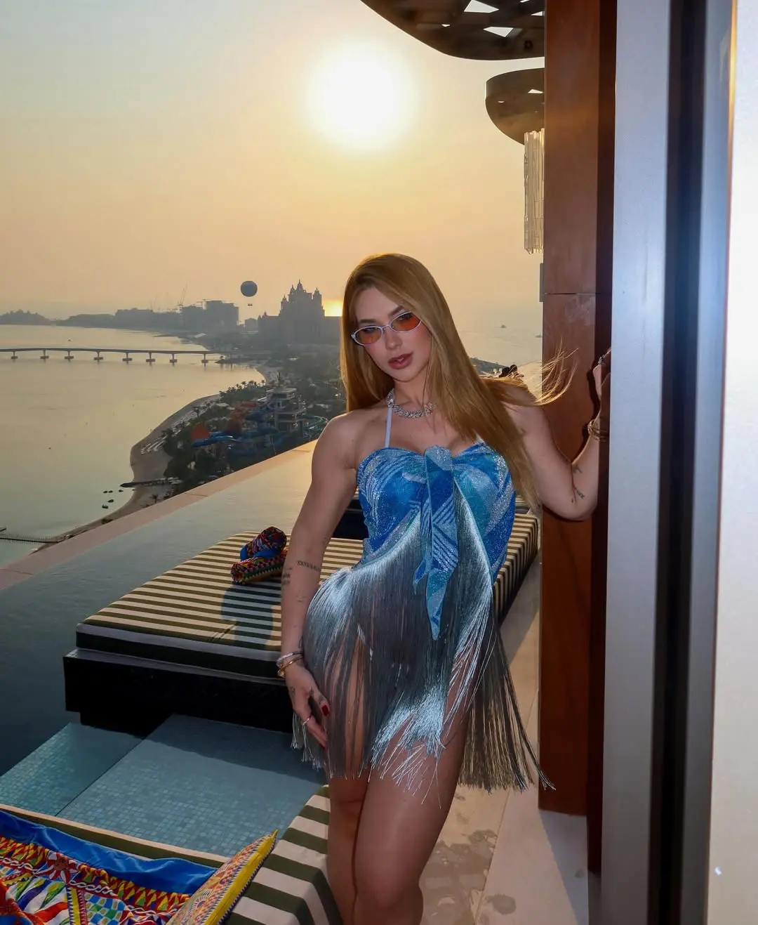 Virginia posta foto de biquíni em Dubai e Vini Jr não perde tempo (Foto: Redes Sociais)