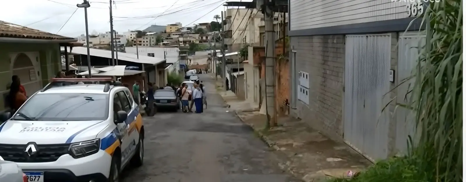Homem mata toda a família a facadas (Foto: Reprodução/SBT)