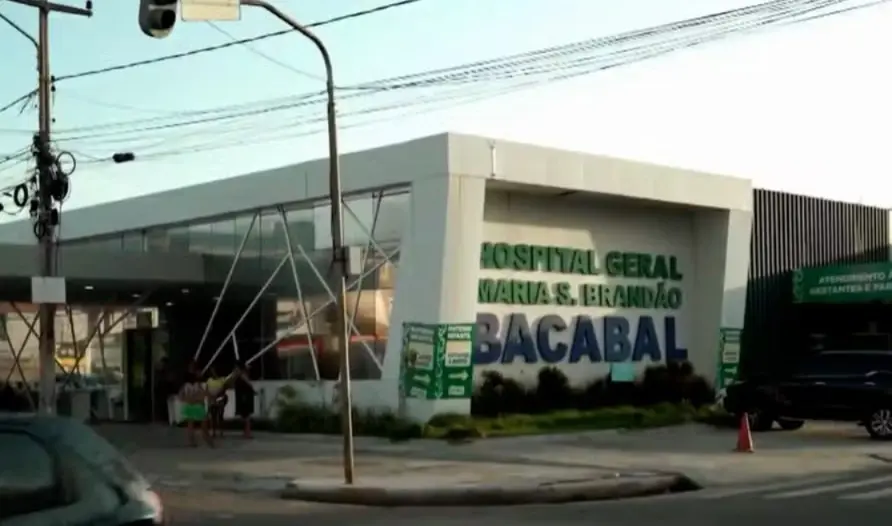 Menino recebeu alta na manhã desta terça-feira (20), após passar 14 dias internado em Bacabal (MA — Foto: Reprodução/ TV Mirante
