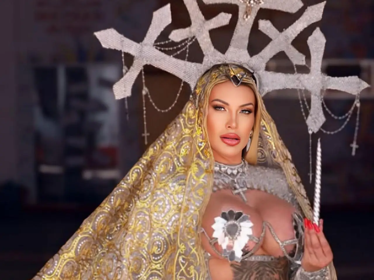 Andressa Urach apresenta 'Santa Ímola', a padroeira das kengas || Reprodução: Redes Sociais 