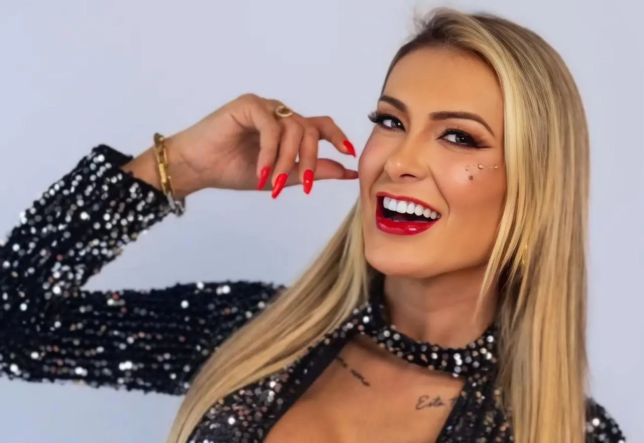 Andressa Urach anuncia mudança radical na carreira após novo casamento Foto: Redes Sociais.