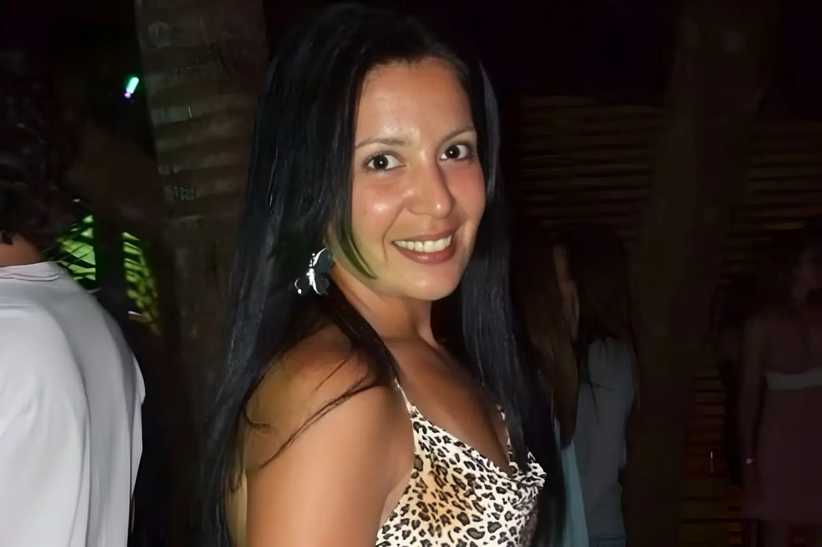 Mulher é encontrada morta em calçada de lixão (Foto: Reprodução/Redes sociais)