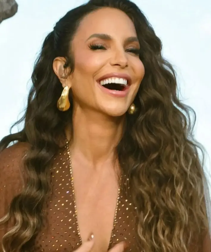Ivete Sangalo revelou durante show que decidiu não se internar antes de cirurgia realizada em São Paulo. Foto: (Reprodução/Redes Socais.
