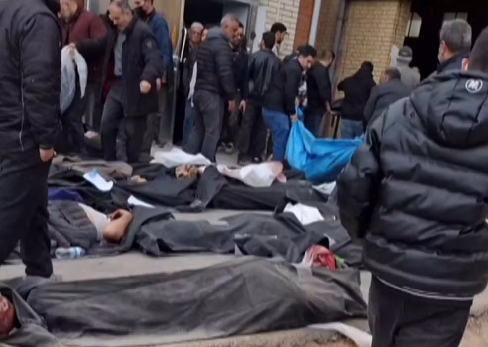 Iraniano ferido se finge de morto por três dias para escapar de execução