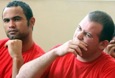 Goleiro Bruno e Macarrão durante julgamento. Foto: Reprodução