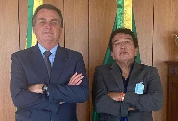 Magno Malta tentou visitar Bolsonaro na Papudinha sem autorização judicial, diz PM
