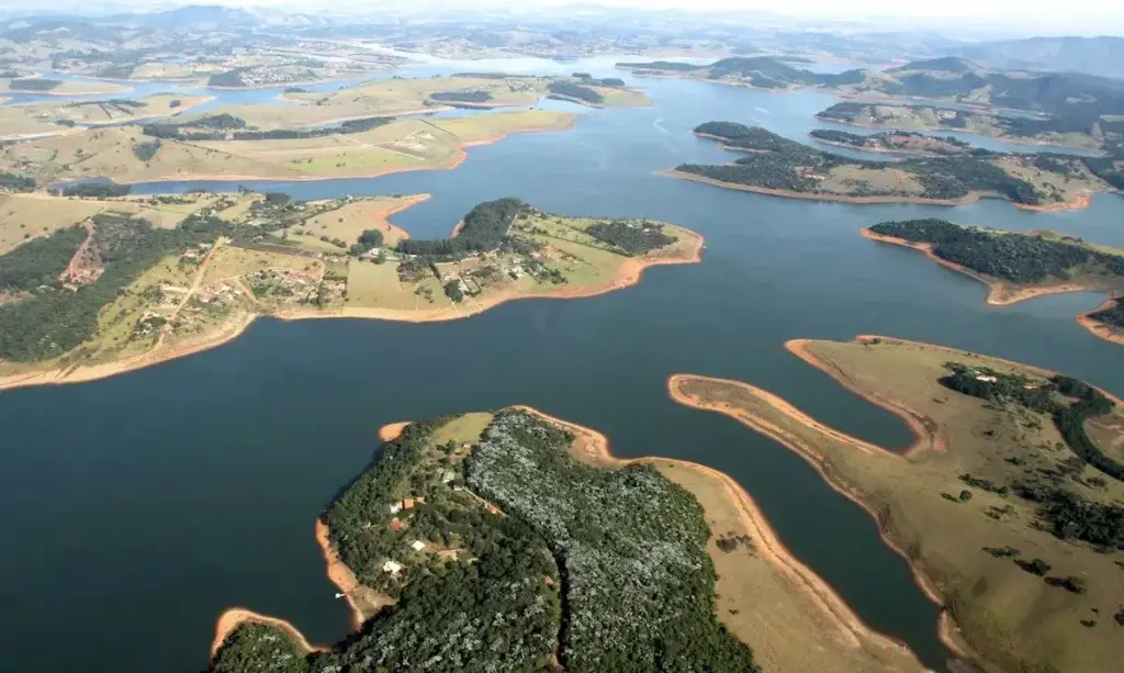 Volume de água no Sistema Cantareira atinge nível crítico e acende alerta para possíveis restrições no abastecimento de São Paulo ao longo de 2026. Foto: Agência SP.