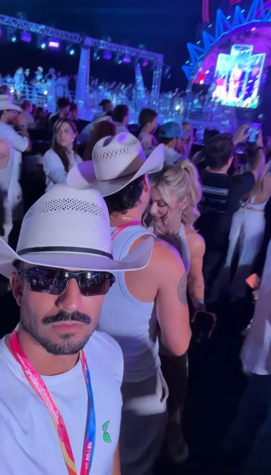 Fotos mostram indícios da aproximação de Ana Castela e influenciador