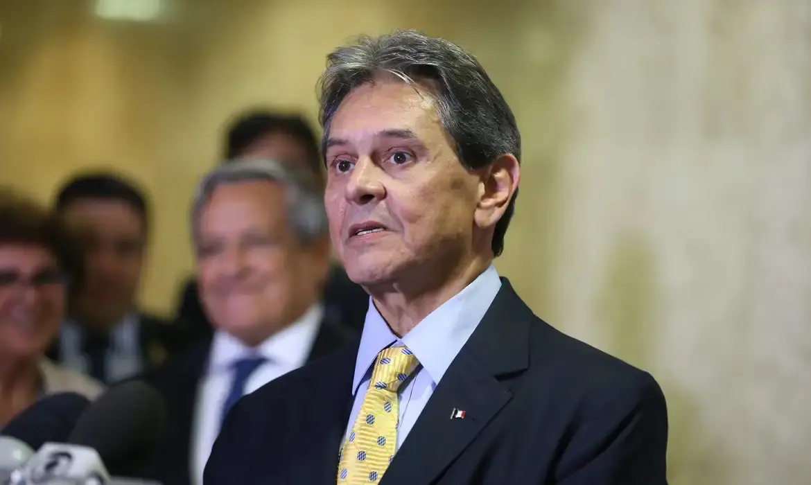 PGR defende redução da pena de Roberto Jefferson e aponta prescrição de crimes